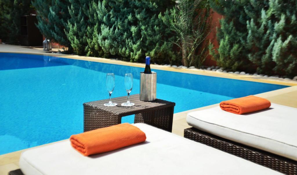 ואטי Korina Gallery Hotel מראה חיצוני תמונה