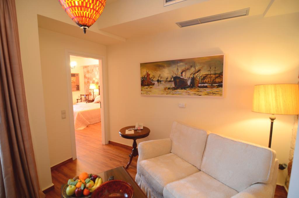 ואטי Korina Gallery Hotel מראה חיצוני תמונה