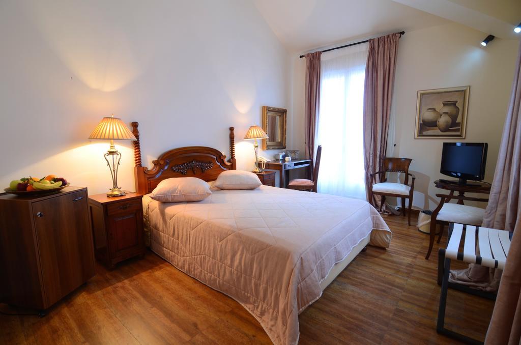 ואטי Korina Gallery Hotel מראה חיצוני תמונה