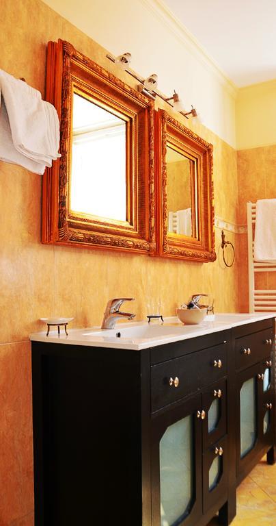 ואטי Korina Gallery Hotel מראה חיצוני תמונה