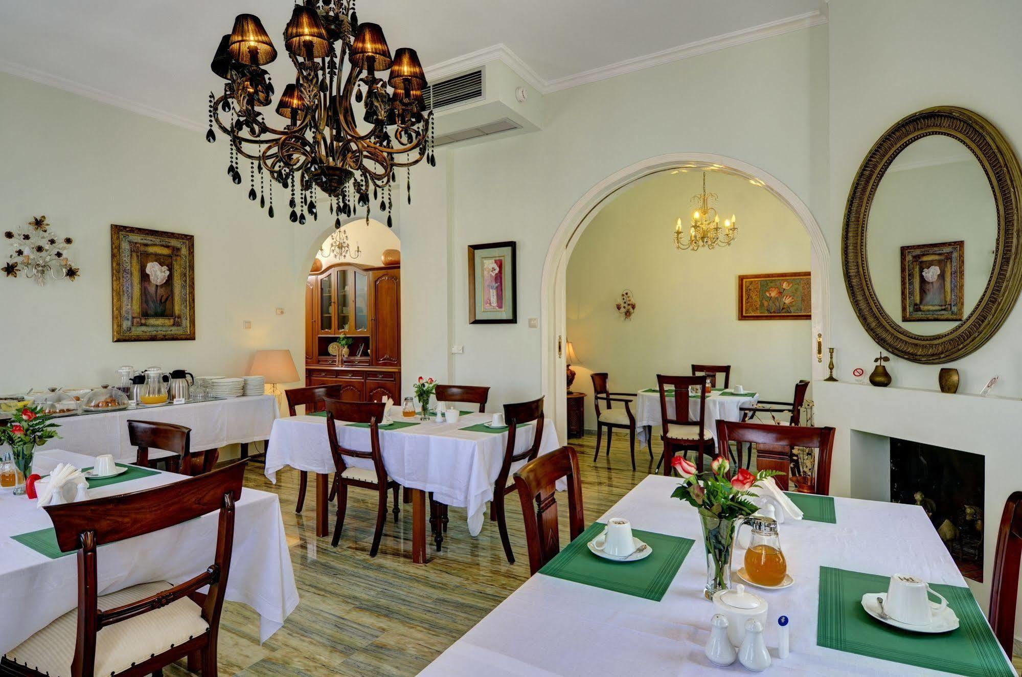 ואטי Korina Gallery Hotel מראה חיצוני תמונה